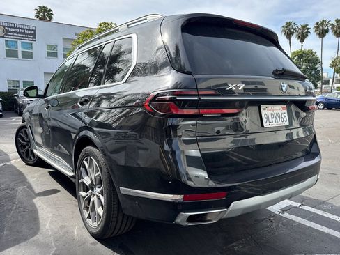Used 2024 BMW X7 xDrive40i image 4