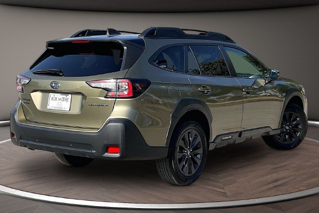 Used 2025 Subaru Outback Onyx Edition AWD/4WD image 2