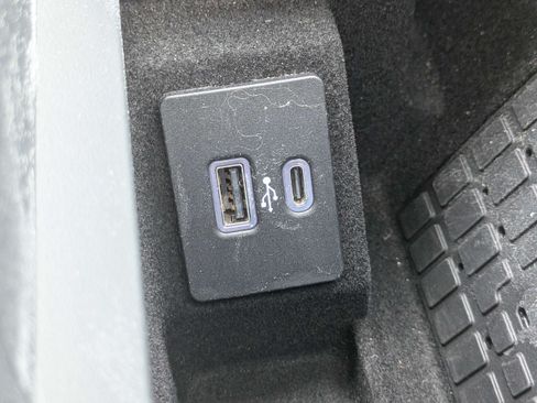 Used 2023 Lincoln Navigator L Reserve AWD/4WD image 29