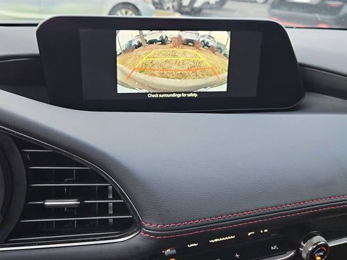 Used 2023 MAZDA MAZDA3 s image 29