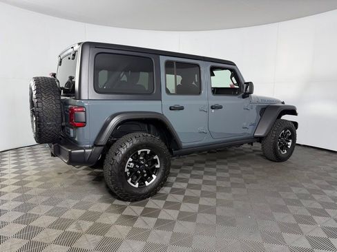 Used 2025 Jeep Wrangler Unlimited Rubicon 4xe w/ Safety Group AWD/4WD image 5