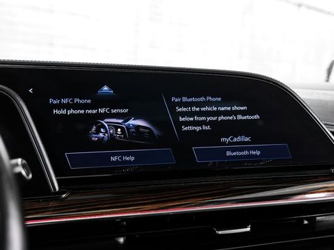 Used 2021 Cadillac Escalade ESV Premium Luxury image 30