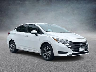 New 2025 Nissan Versa SV w/ Trunk Package