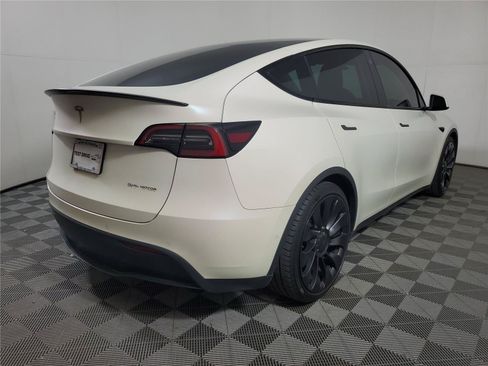 Used 2022 Tesla Model Y Performance AWD/4WD image 6