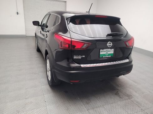 Used 2017 Nissan Rogue Sport S w/ S Appearance Package FWD image 6