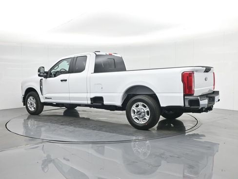 New 2026 Ford F350 XLT image 6