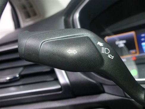 Used 2016 Ford Fusion Titanium AWD/4WD image 34