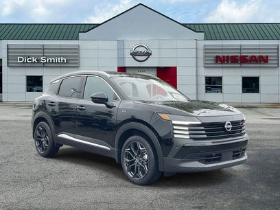 New 2025 Nissan Kicks SR w/ SR Premium Package