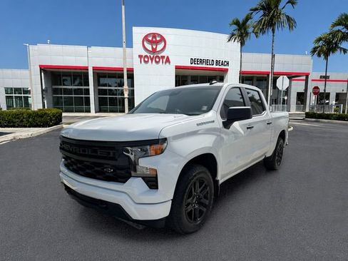 Used 2025 Chevrolet Silverado 1500 Custom w/ Turbomax Blackout Package AWD/4WD image 3