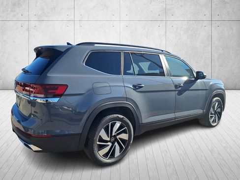 New 2026 Volkswagen Atlas SE FWD image 5