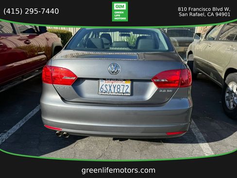 Used 2011 Volkswagen Jetta SE FWD image 8