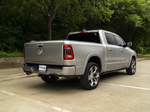 Used 2019 RAM 1500 Limited w/ Advanced Safety Group RWD image 9