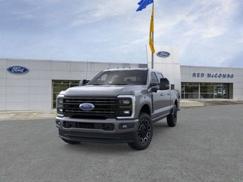 New 2025 Ford F250 Platinum image 2