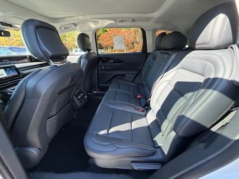 New 2026 Lincoln Nautilus Reserve w/ Jet Appearance Package image 12