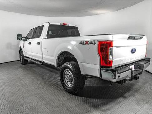 Used 2019 Ford F250 XL w/ Power Equipment Group AWD/4WD image 6