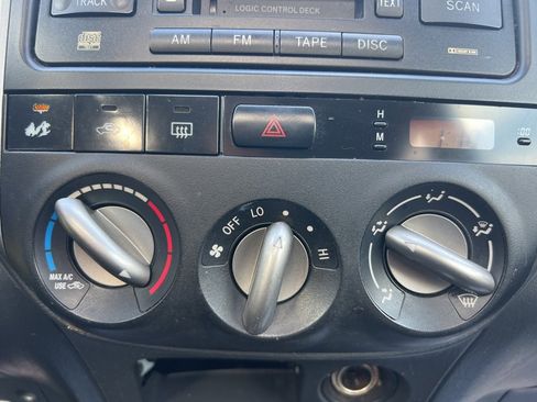 Used 2005 Toyota RAV4 4WD image 35