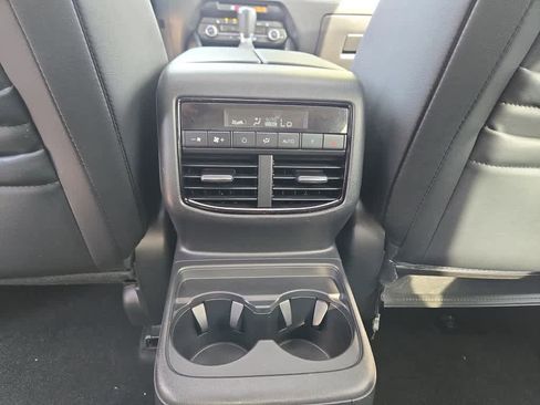 Used 2022 MAZDA CX-9 Touring w/ Touring Premium Package image 25
