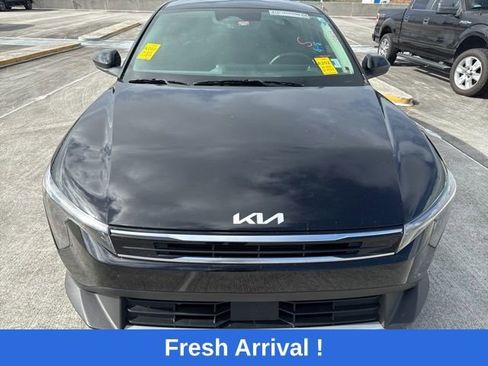 Used 2025 Kia K4 EX image 15