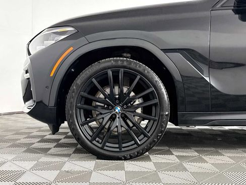 Used 2022 BMW X6 xDrive40i w/ M Sport Package AWD/4WD image 28