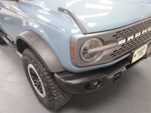 Used 2023 Ford Bronco Badlands w/ Sasquatch Package image 10