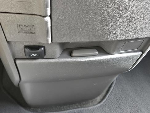 Used 2014 Honda Odyssey LX image 35