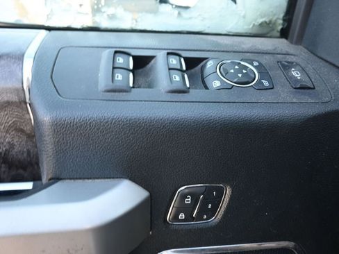 Used 2019 Ford F250 Lariat image 21