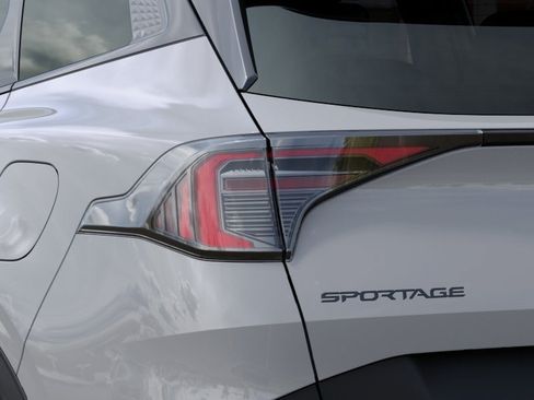 New 2027 Kia Sportage X-Line AWD/4WD image 11
