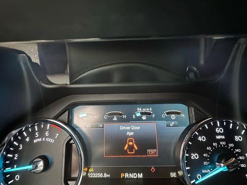 Used 2018 Ford Expedition Max Limited image 24