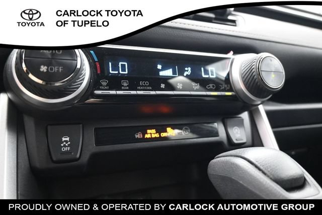 Used 2024 Toyota RAV4 XLE FWD image 23