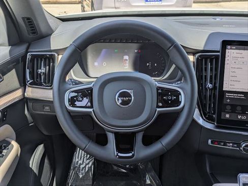 Used 2026 Volvo XC90 B6 Plus w/ Protection Package Premier image 14