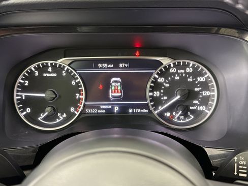 Used 2024 Nissan Pathfinder SV FWD image 20