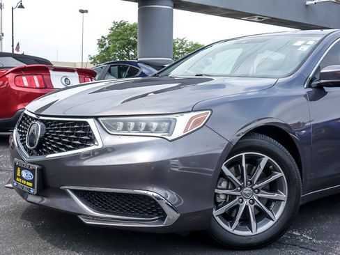 Used 2020 Acura TLX FWD image 2