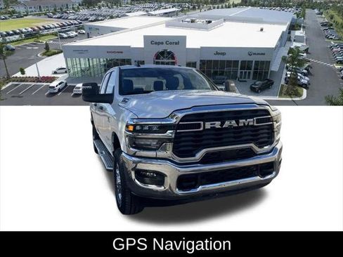 Certified 2025 RAM 2500 Big Horn AWD/4WD image 3