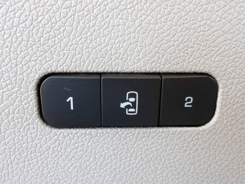 Used 2013 Buick Enclave Leather FWD image 20