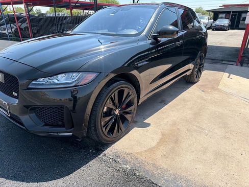 Used 2017 Jaguar F-PACE S AWD/4WD image 13