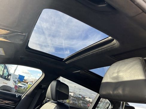 Used 2016 BMW 750i xDrive image 25