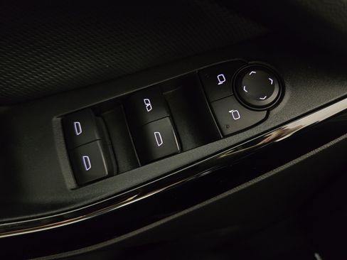 Certified 2026 Chevrolet Equinox LT FWD image 26