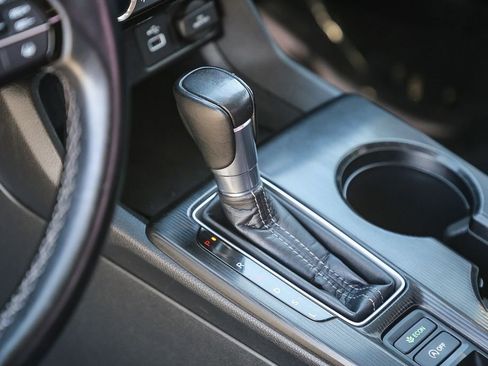 Used 2022 Honda Civic EX image 20