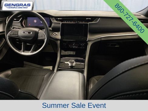 Used 2023 Jeep Grand Cherokee L Laredo AWD/4WD image 44