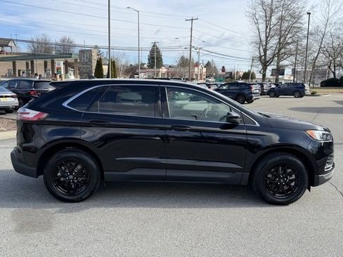 Used 2023 Ford Edge SEL w/ Convenience Package image 4