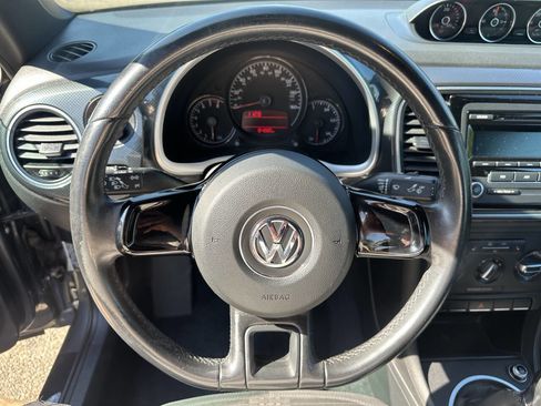 Used 2012 Volkswagen Beetle 2.0T image 14
