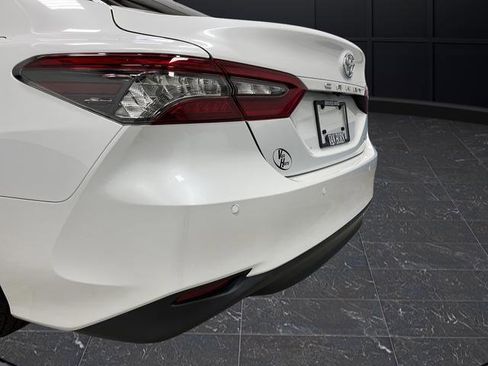 Used 2023 Toyota Camry XLE image 32