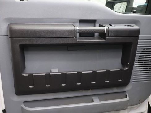 Used 2015 Ford F250 XL w/ Power Equipment Group image 15