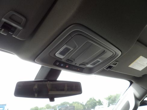 Used 2021 Chevrolet Silverado 1500 LT image 25