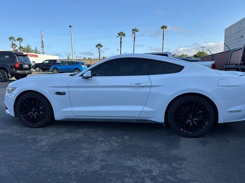 Used 2016 Ford Mustang GT image 7