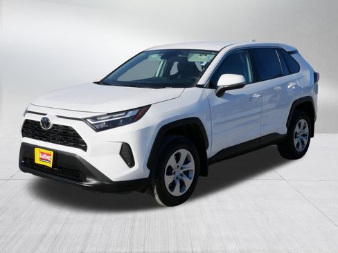Used 2023 Toyota RAV4 LE image 3