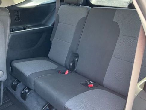 Used 2020 Chevrolet Traverse LT AWD/4WD image 16