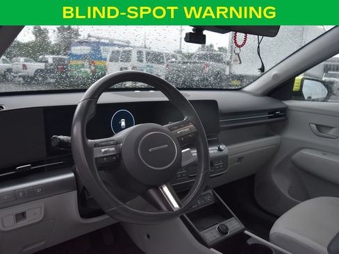 Used 2024 Hyundai Kona SEL w/ Convenience Package AWD/4WD image 17