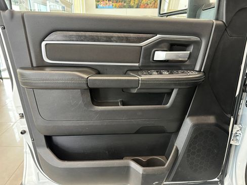 Used 2024 RAM 2500 Big Horn image 11