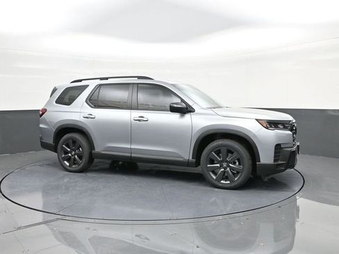 New 2026 Honda Pilot Sport image 13